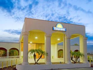 Days Inn & Suites By Wyndham Clermont Room photo